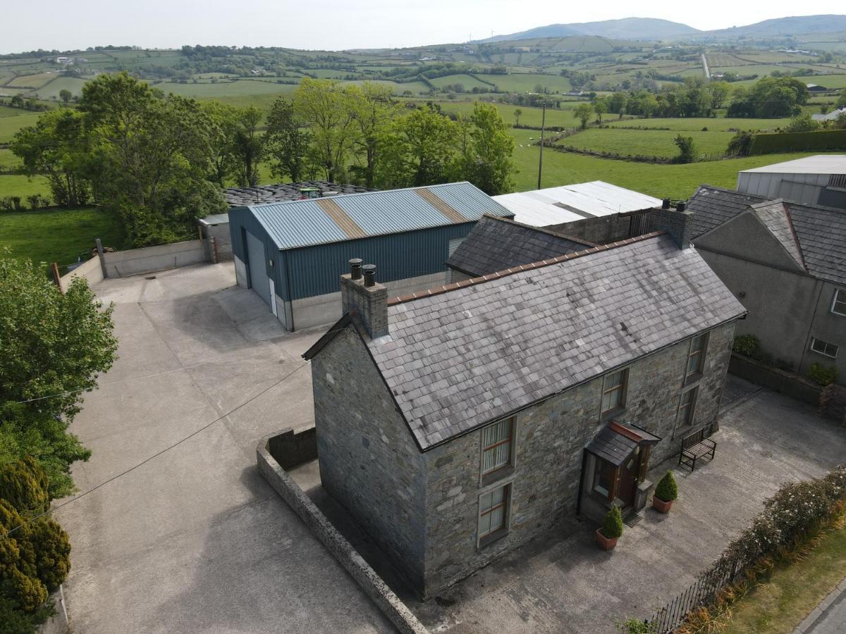 Grove Fort Self Catering Farmhouse Finnis エクステリア 写真