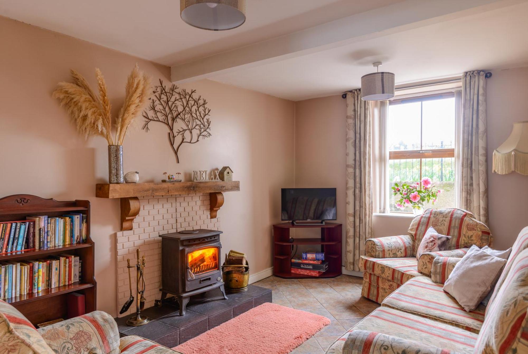 Grove Fort Self Catering Farmhouse Finnis エクステリア 写真